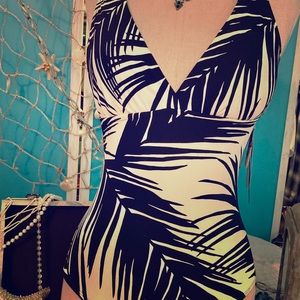 One piece Womens Bathing Suit